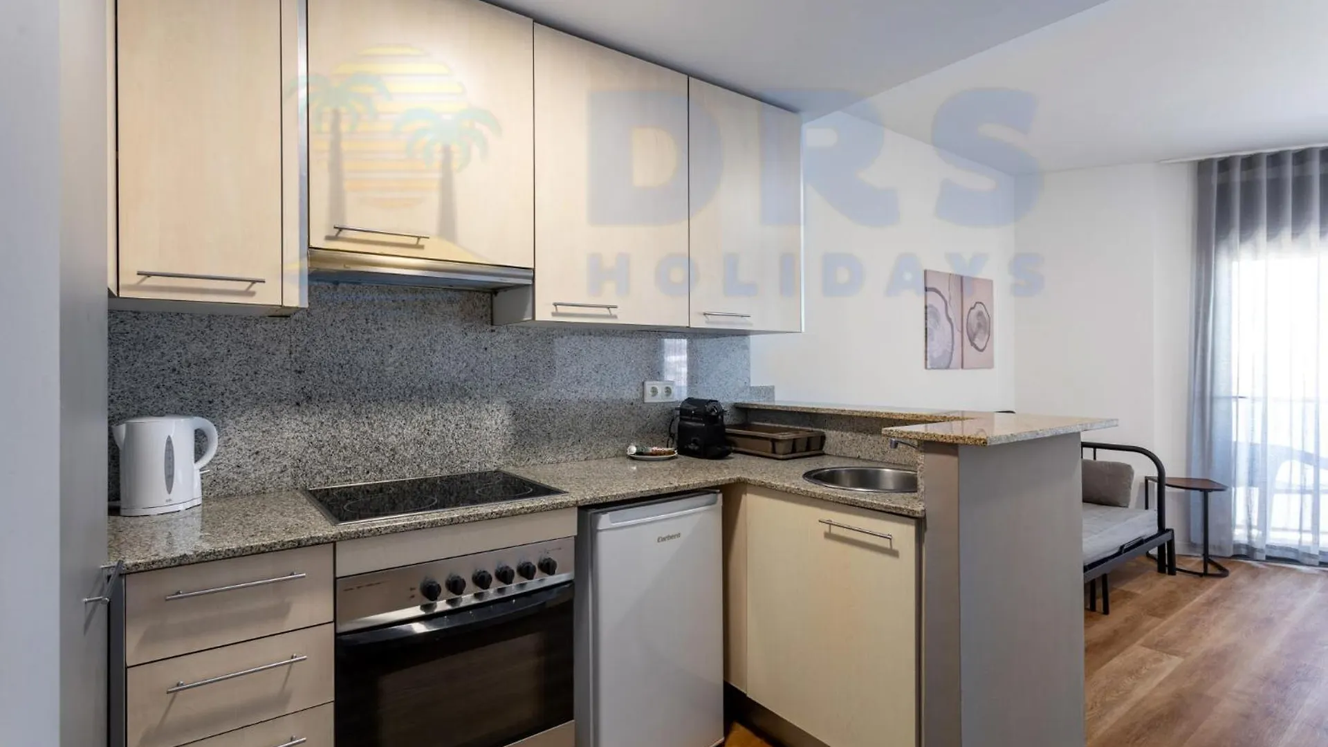 Mar De Vent -Apartments Lloret de Mar 0*,