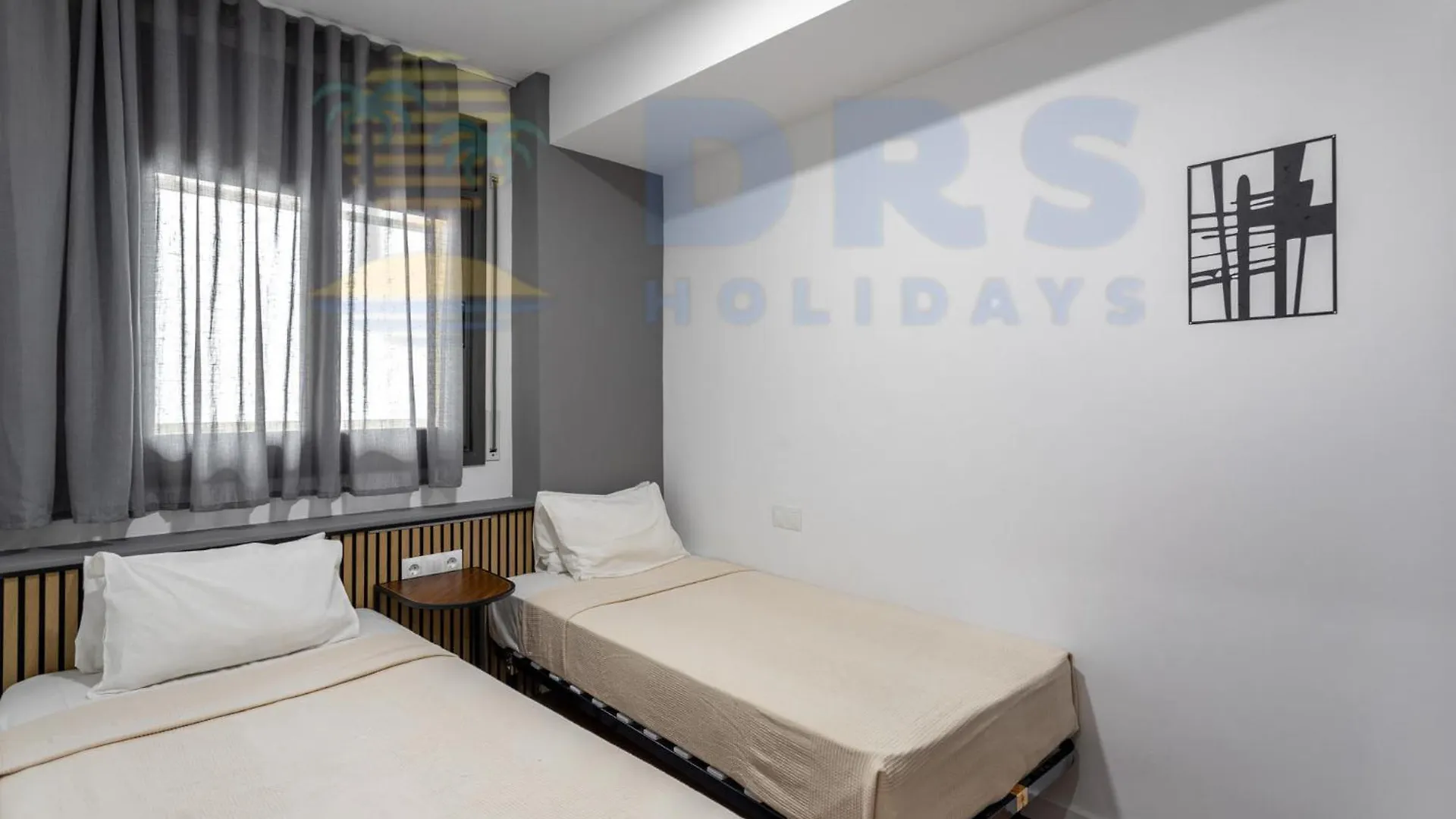 Mar De Vent -Apartments Lloret de Mar 0*,  Spanyolország