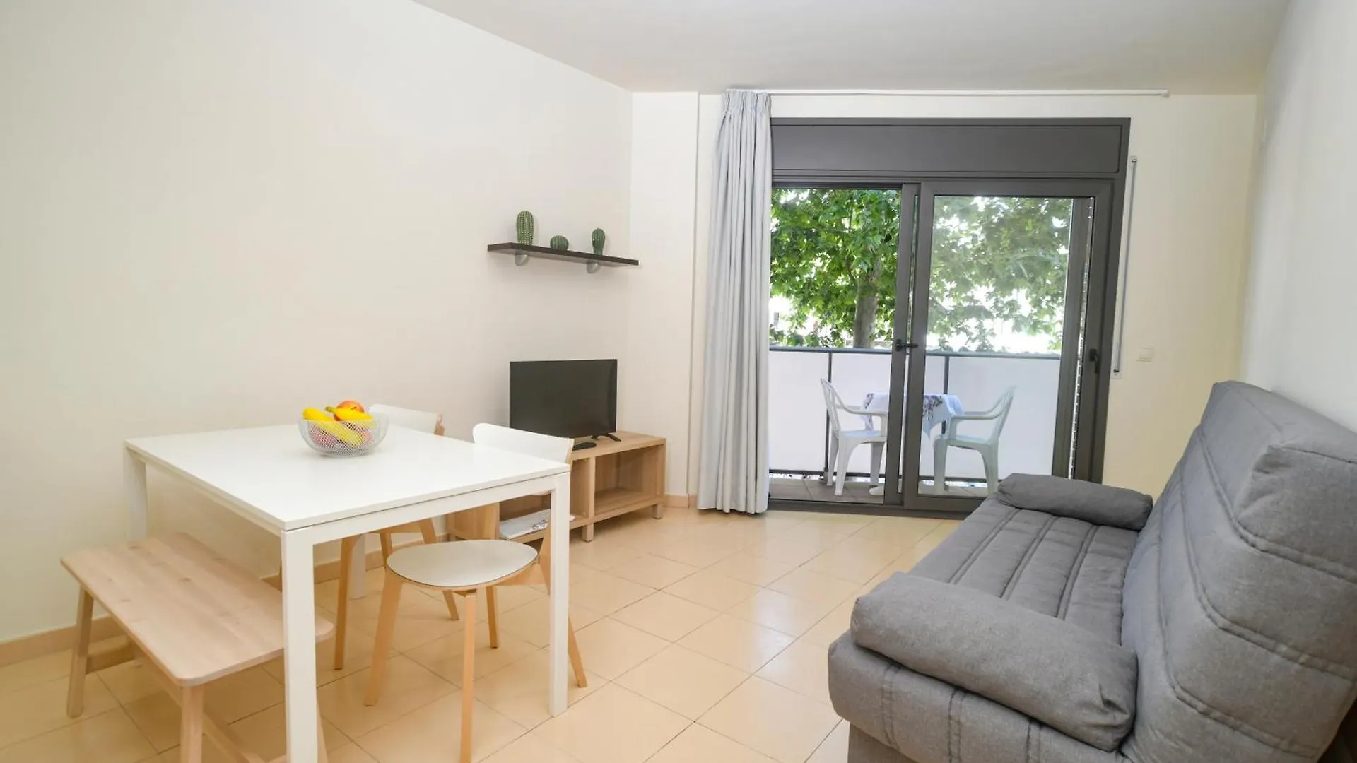 Mar De Vent -Apartments Lloret de Mar 0*,